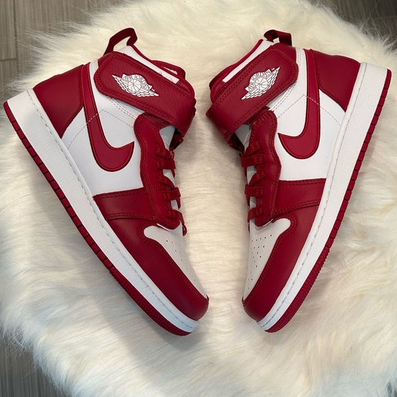 Jordan 1 Hi Flyease Fire Red - Picture 4 of 10